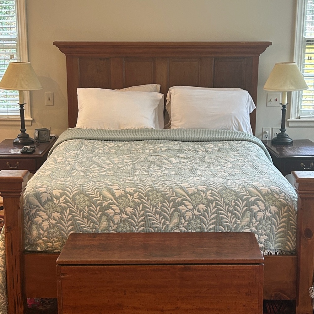 Quilted 100% Organic Cotton Bedspread KING Luxury Birds in Spring New With Tags - Picture 7 of 15